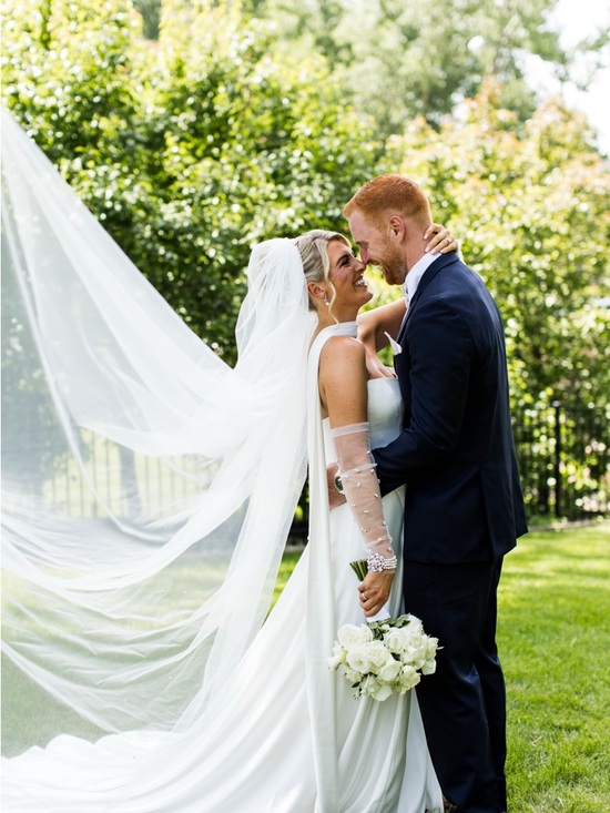 Elegant Light Ivory Bridal Veil with scattered rhinestones main image 4